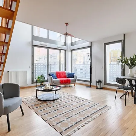 Apartment Charming Near Philharmonie