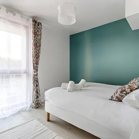 Apartment Charming Near Philharmonie